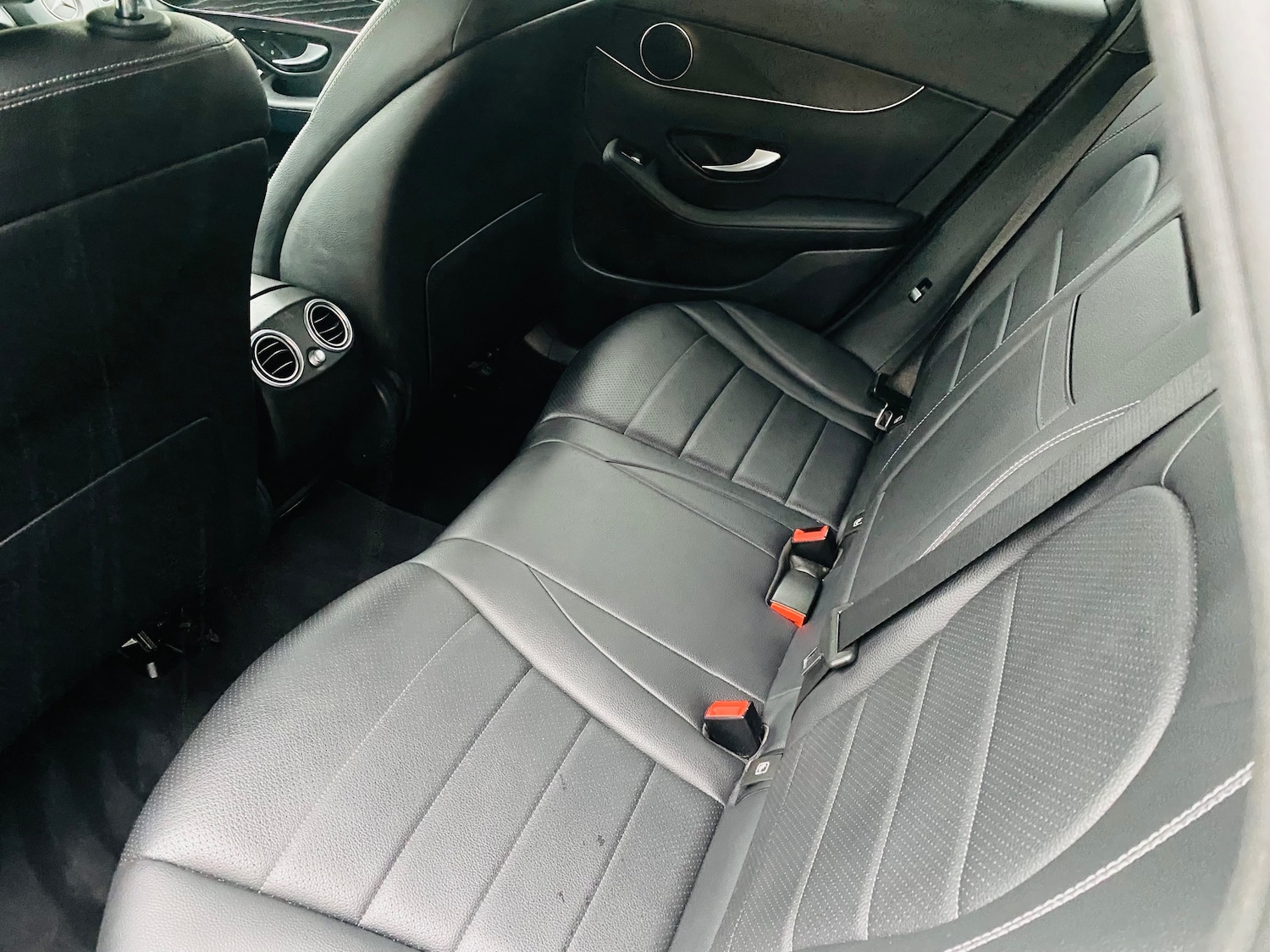 Used Mercedes-Benz GLC 2018 for sale - 76434554: Photo 30