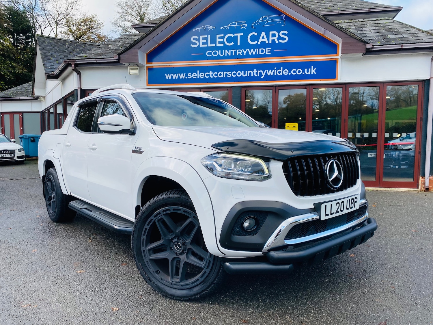 Used Mercedes-Benz X Class 2020 for sale - 76569313: Photo 2