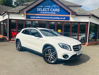 Mercedes-Benz - GLA