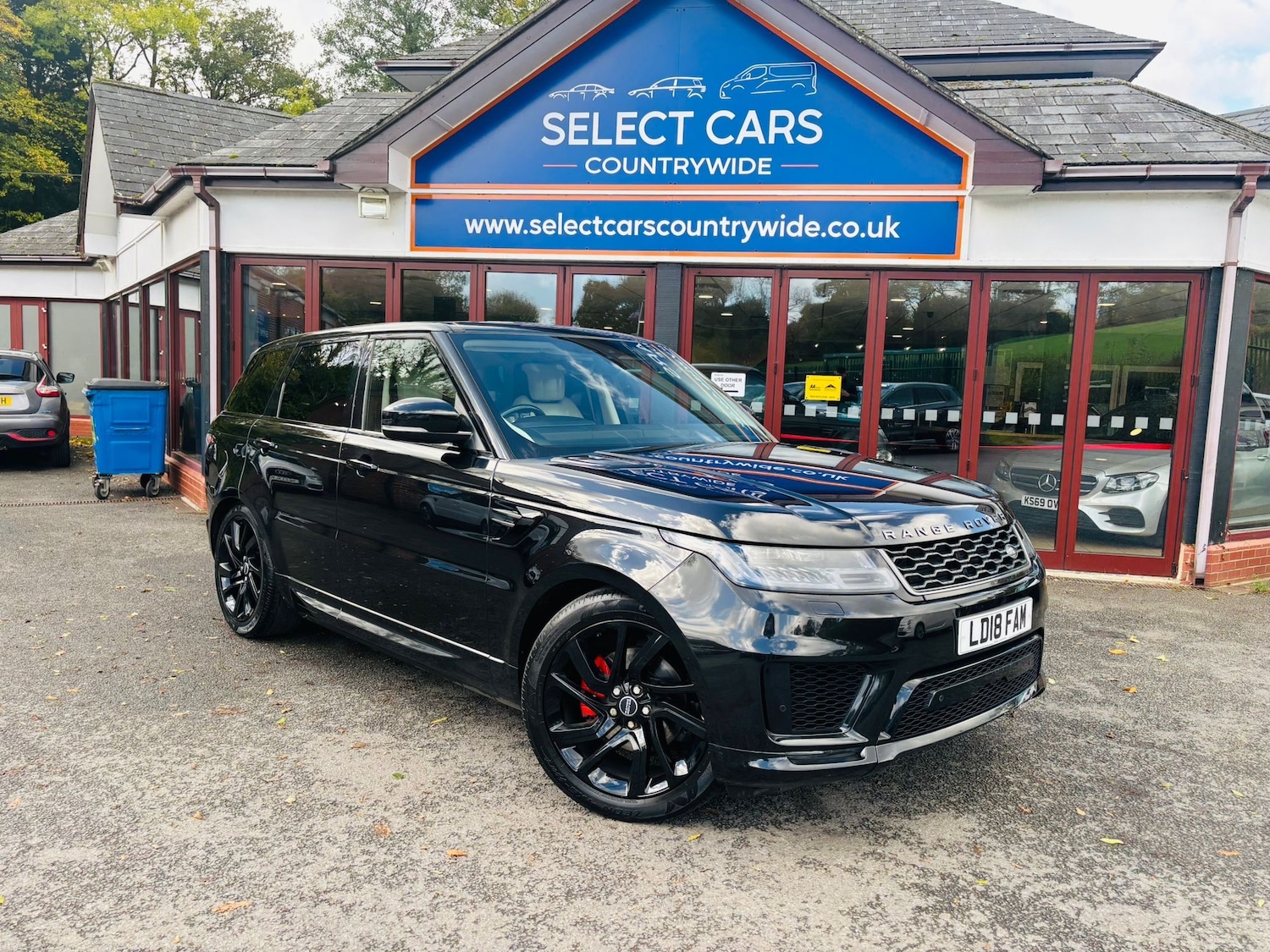 Used Land Rover Range Rover Sport 2018 for sale - 76334611: Photo 1