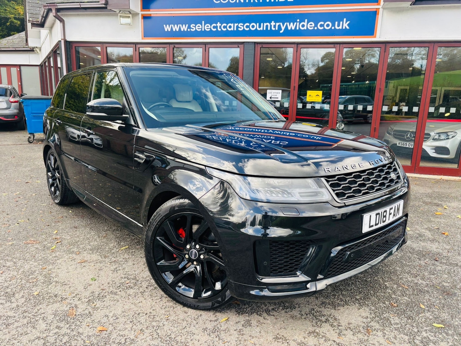 Used Land Rover Range Rover Sport 2018 for sale - 76334611: Photo 2