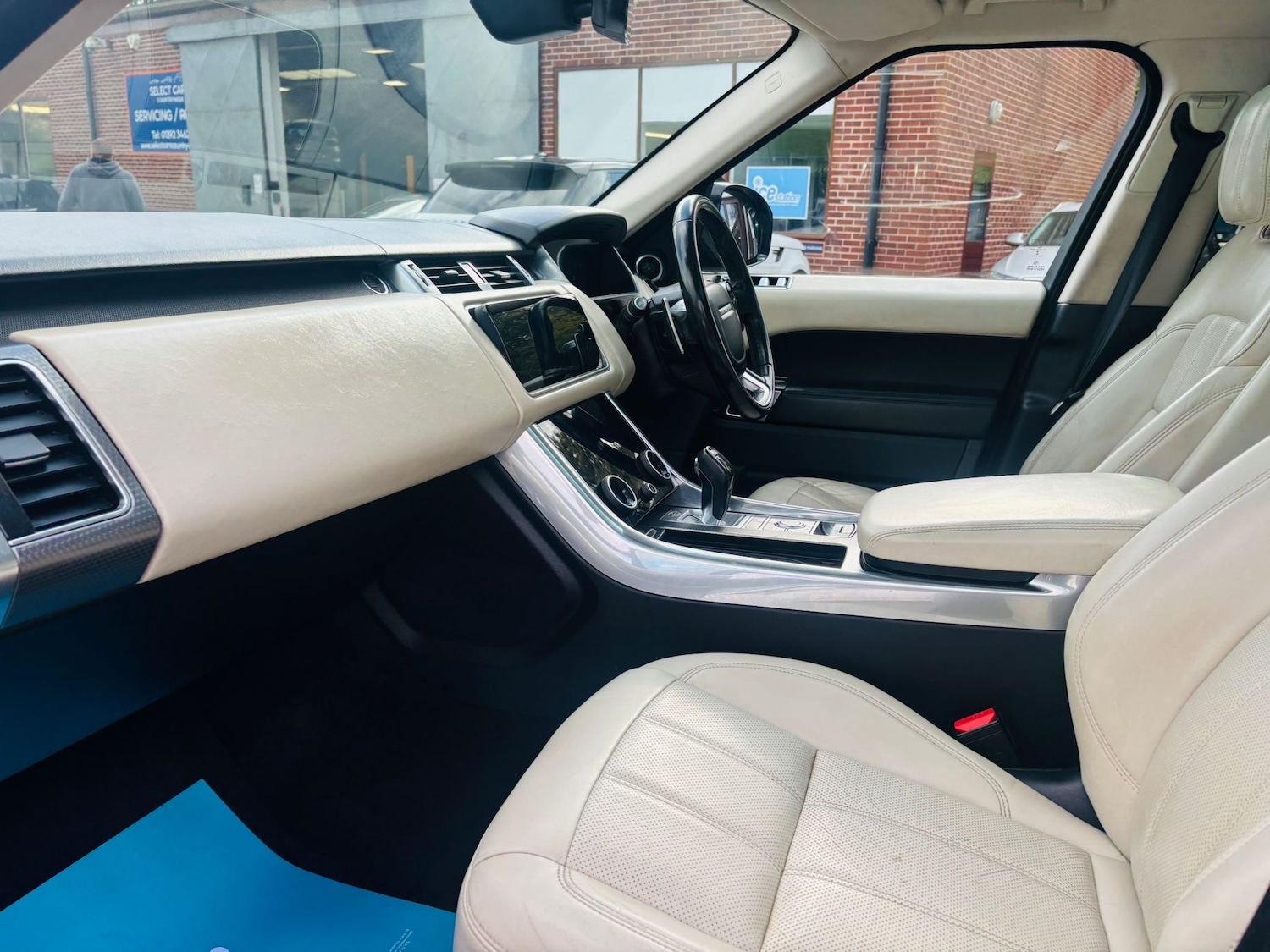 Used Land Rover Range Rover Sport 2018 for sale - 76334611: Photo 32