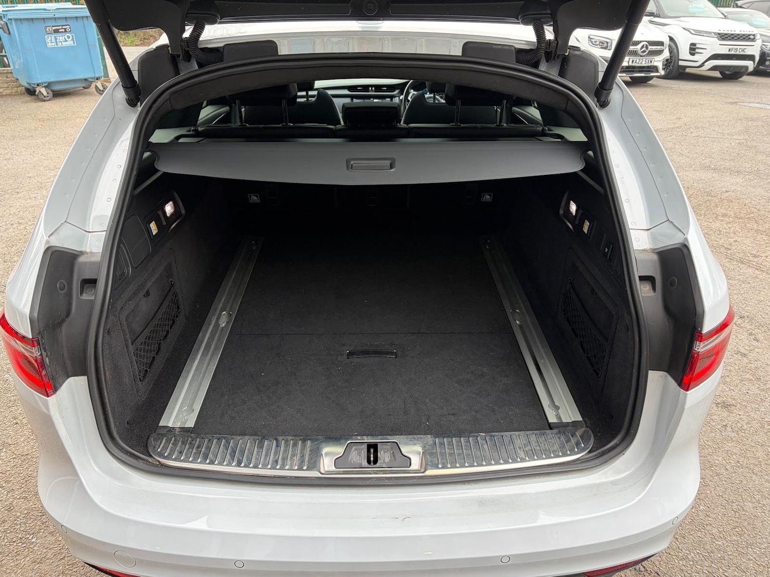 Used Jaguar XF 2018 for sale - 77747434: Photo 13