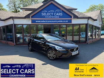 Used Volvo V40 2018 for sale - 78668437: Photo