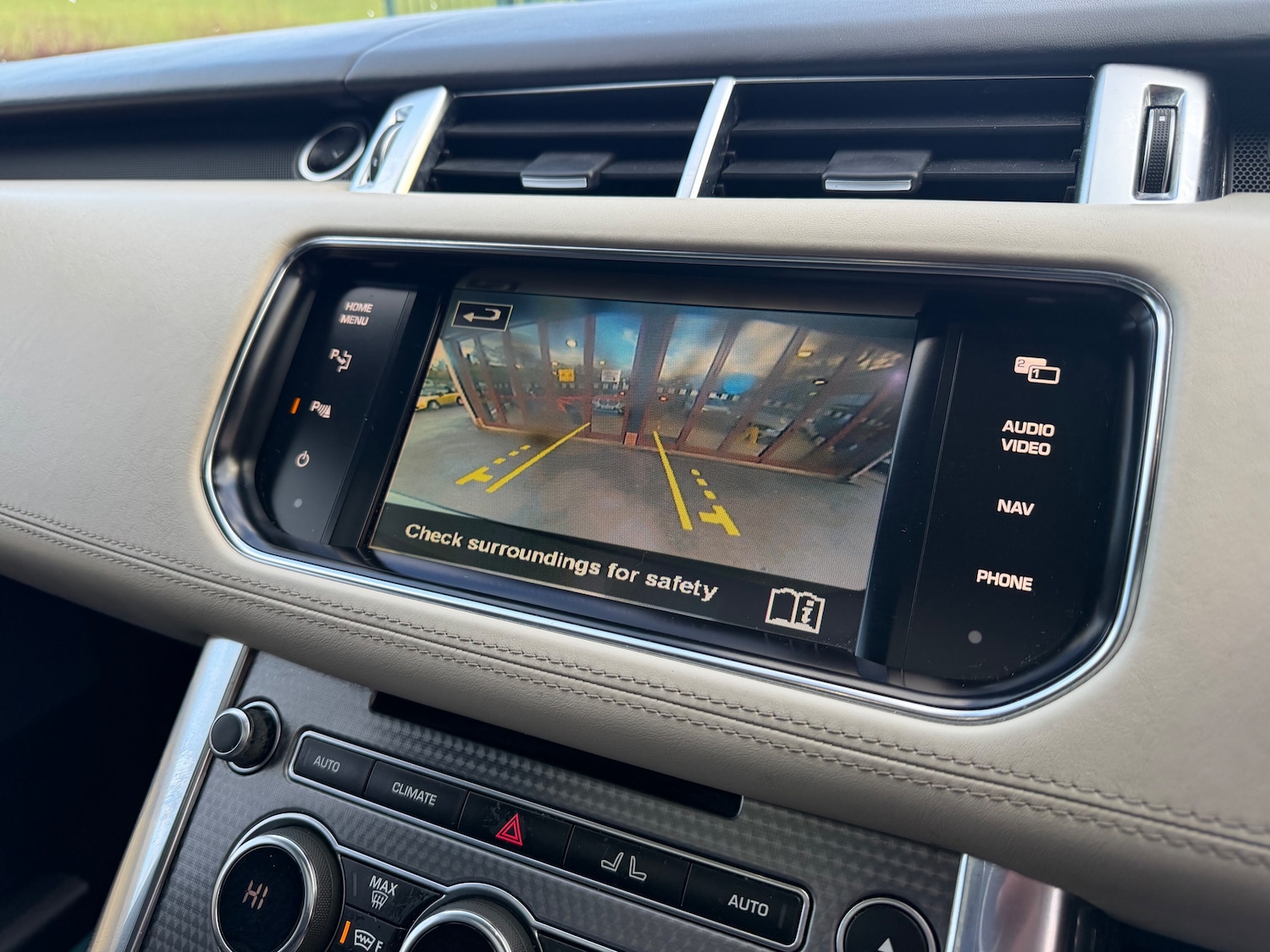 Used Land Rover Range Rover Sport 2013 for sale - 77327280: Photo 18