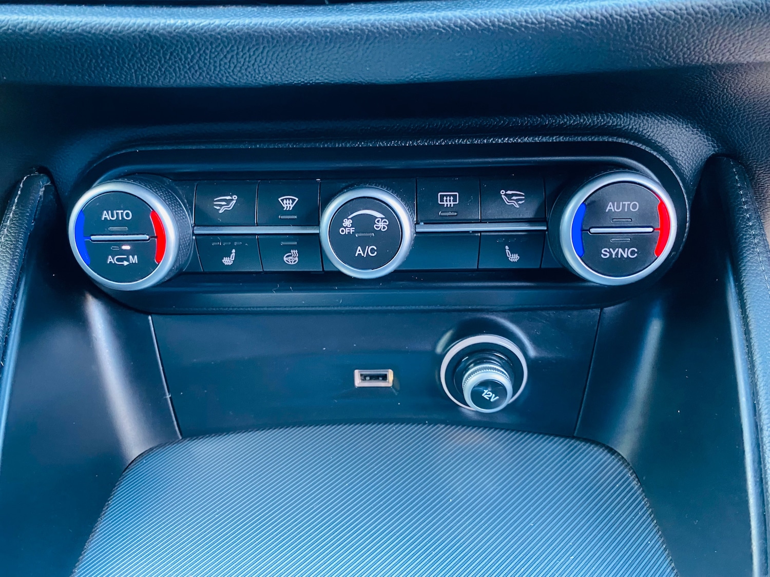 Used Alfa Romeo Stelvio 2019 for sale - 76635074: Photo 23