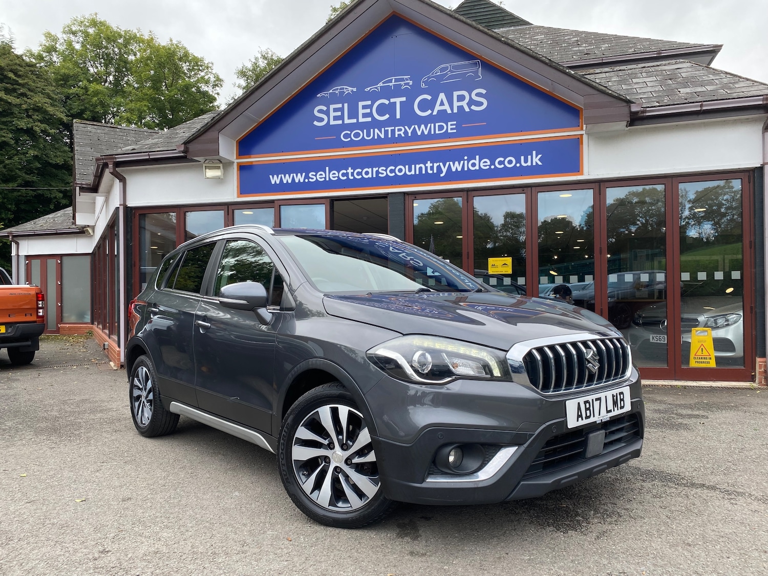 Used Suzuki SX4 2017 for sale - 76334648: Photo 2