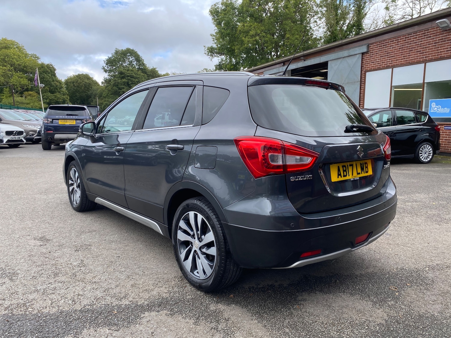 Used Suzuki SX4 2017 for sale - 76334648: Photo 6