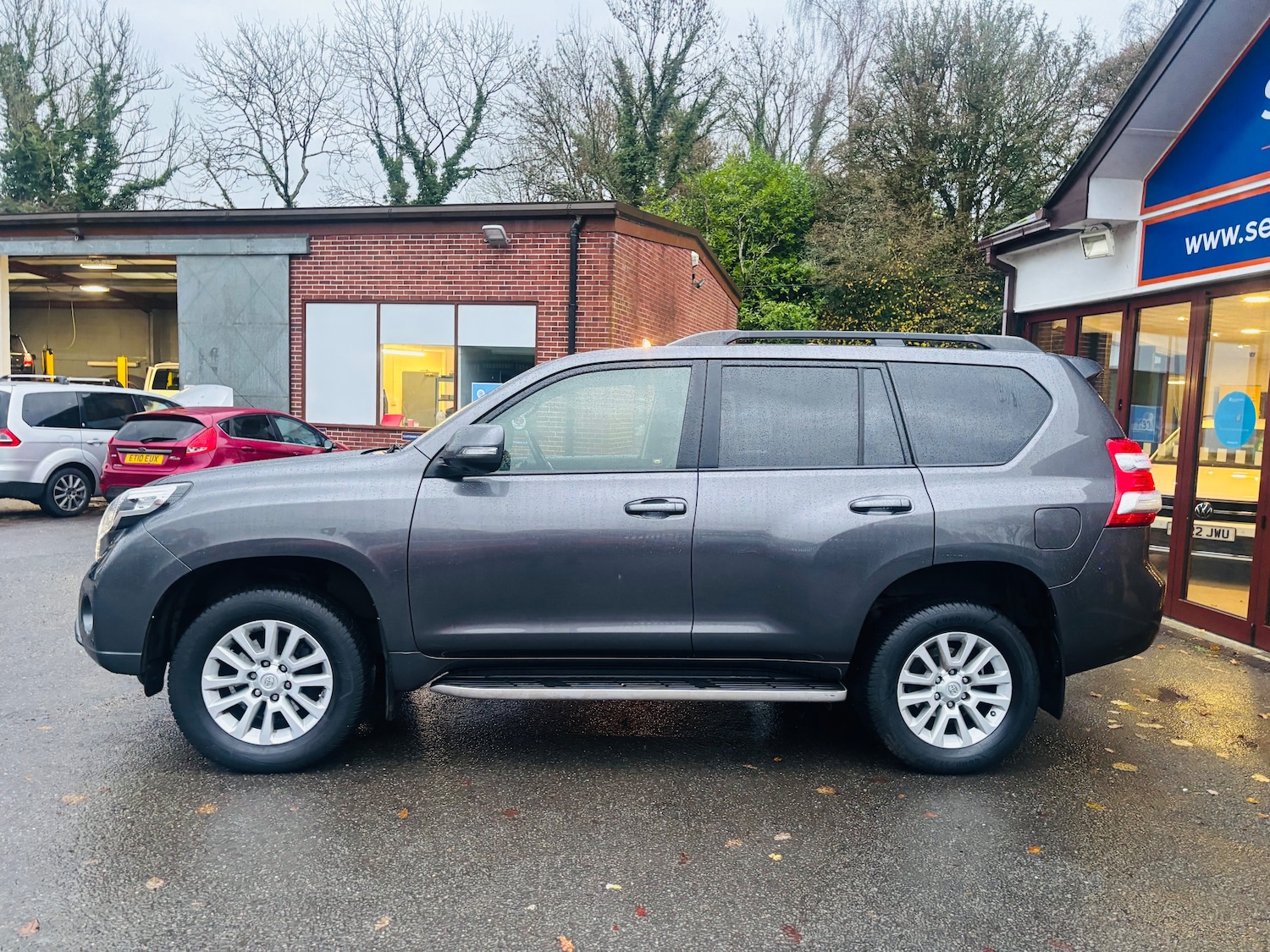 Used Toyota Land Cruiser 2016 for sale - 76767441: Photo 5