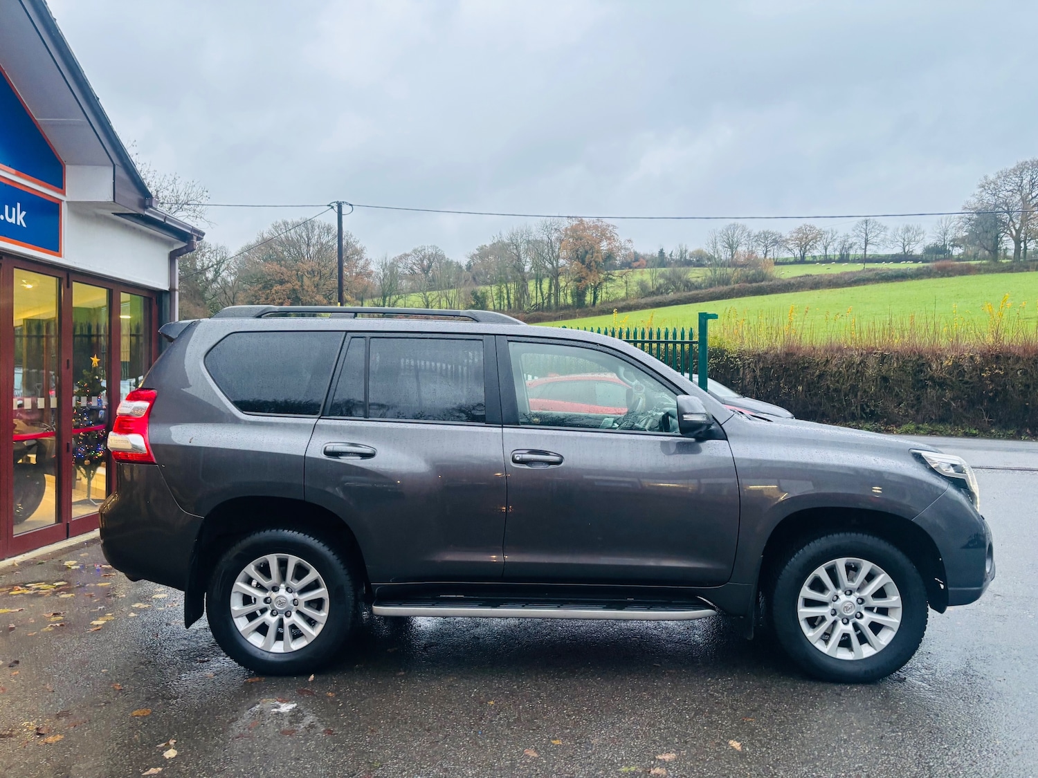 Used Toyota Land Cruiser 2016 for sale - 76767441: Photo 9