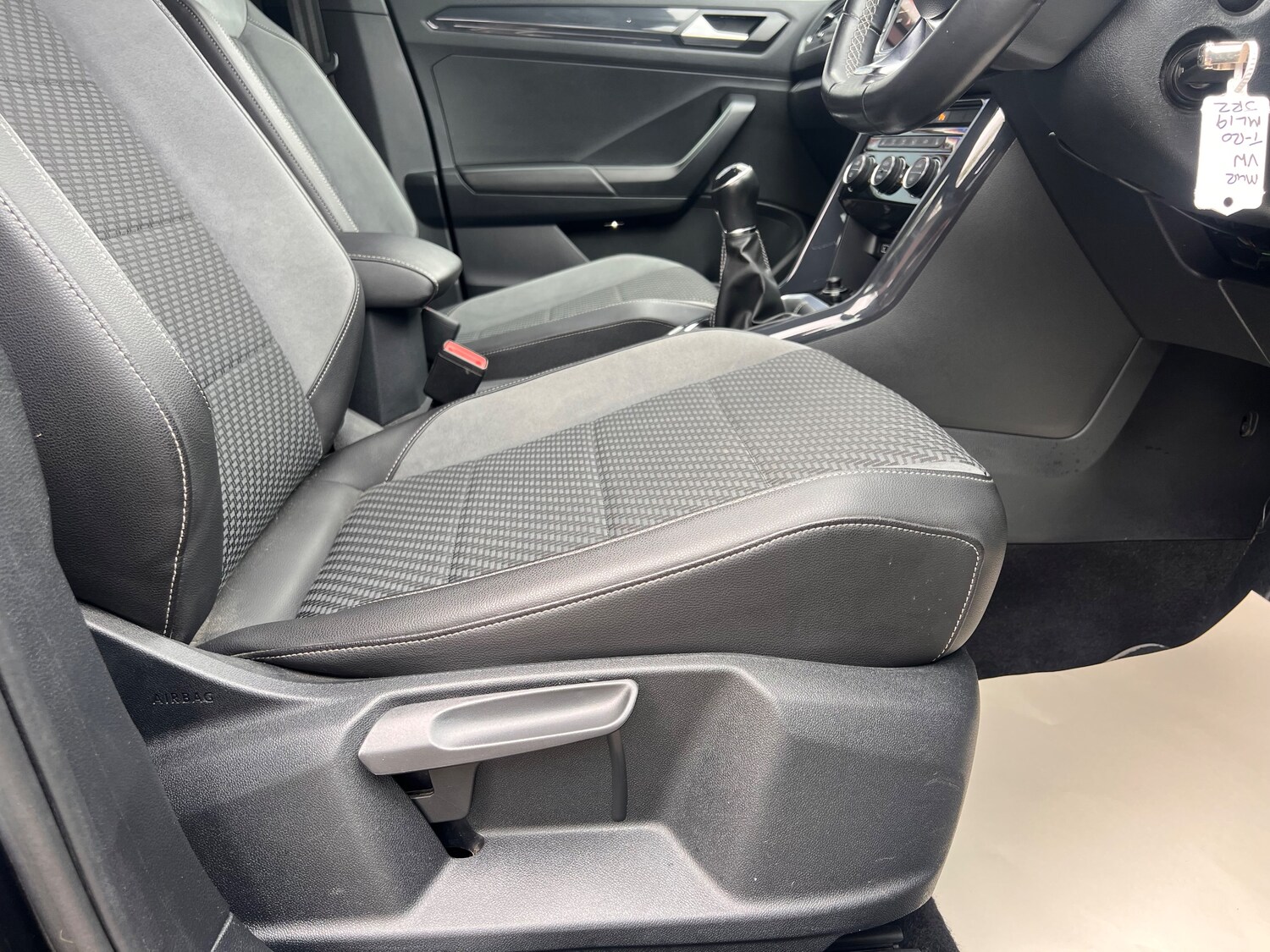 Used Volkswagen T-Roc 2019 for sale - 76120156: Photo 13