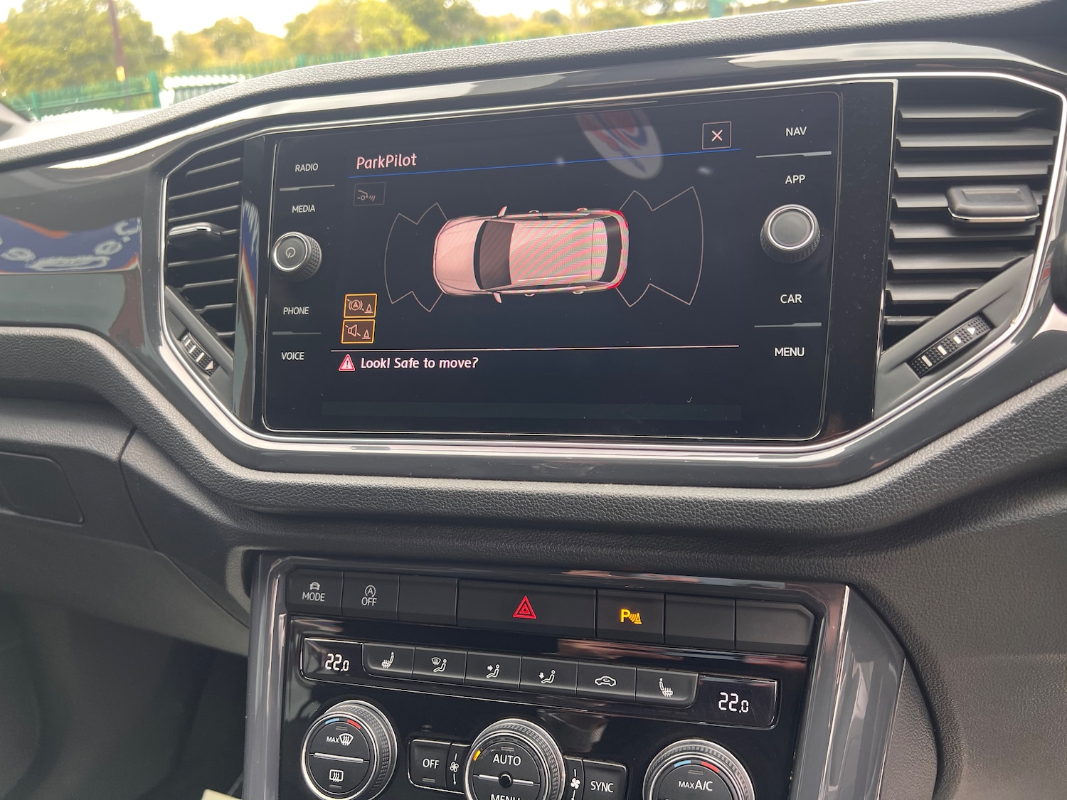 Used Volkswagen T-Roc 2019 for sale - 76120156: Photo 17