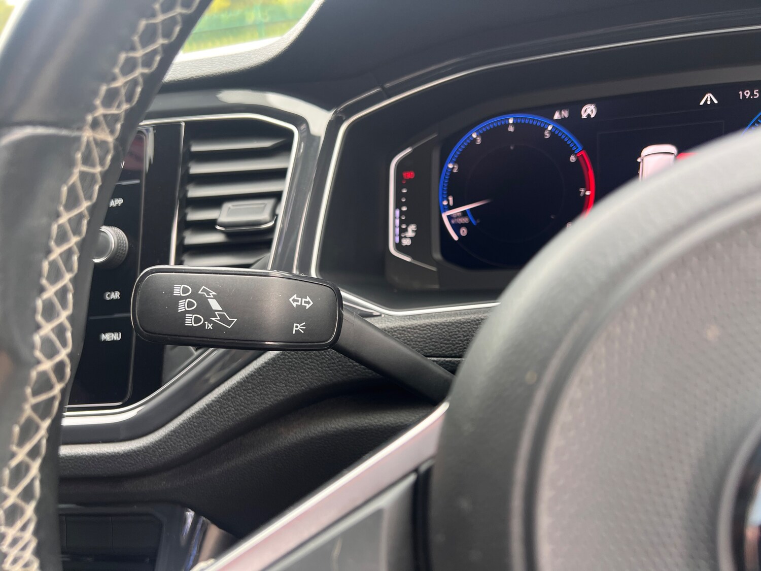 Used Volkswagen T-Roc 2019 for sale - 76120156: Photo 20