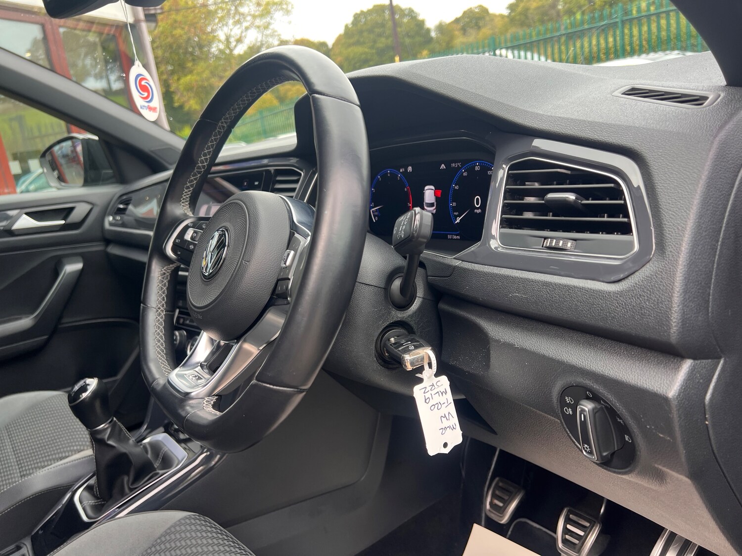 Used Volkswagen T-Roc 2019 for sale - 76120156: Photo 9