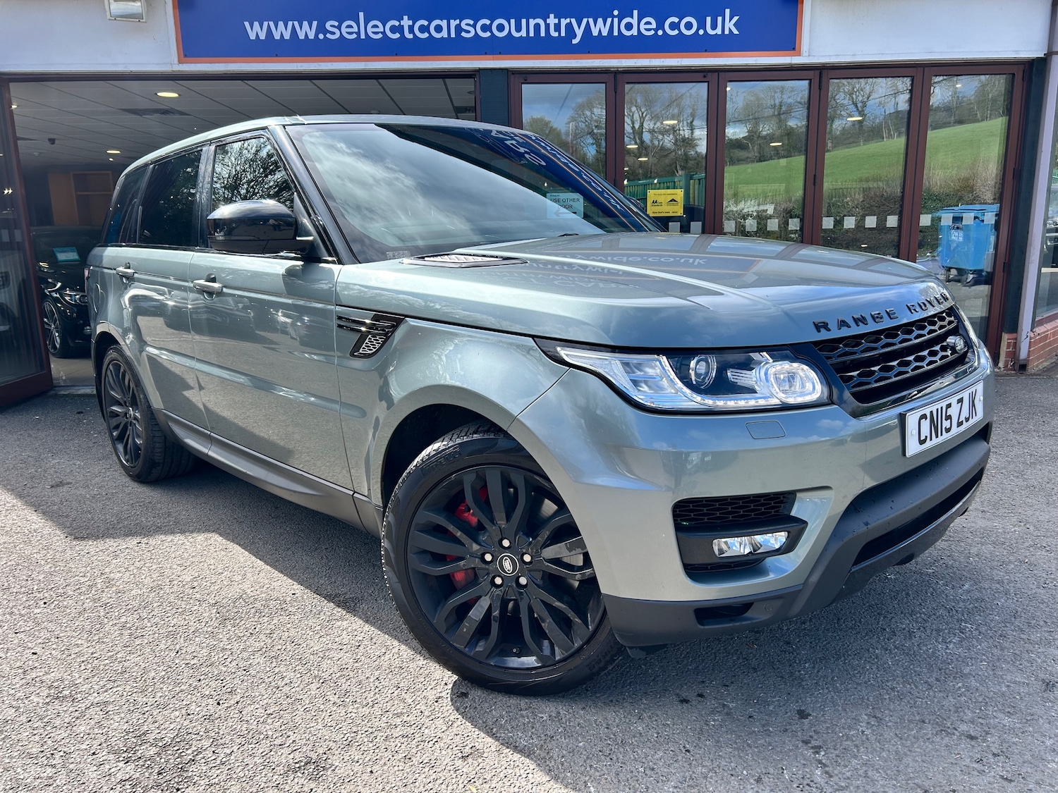 Used Land Rover Range Rover Sport 2015 for sale - 78083954: Photo 2