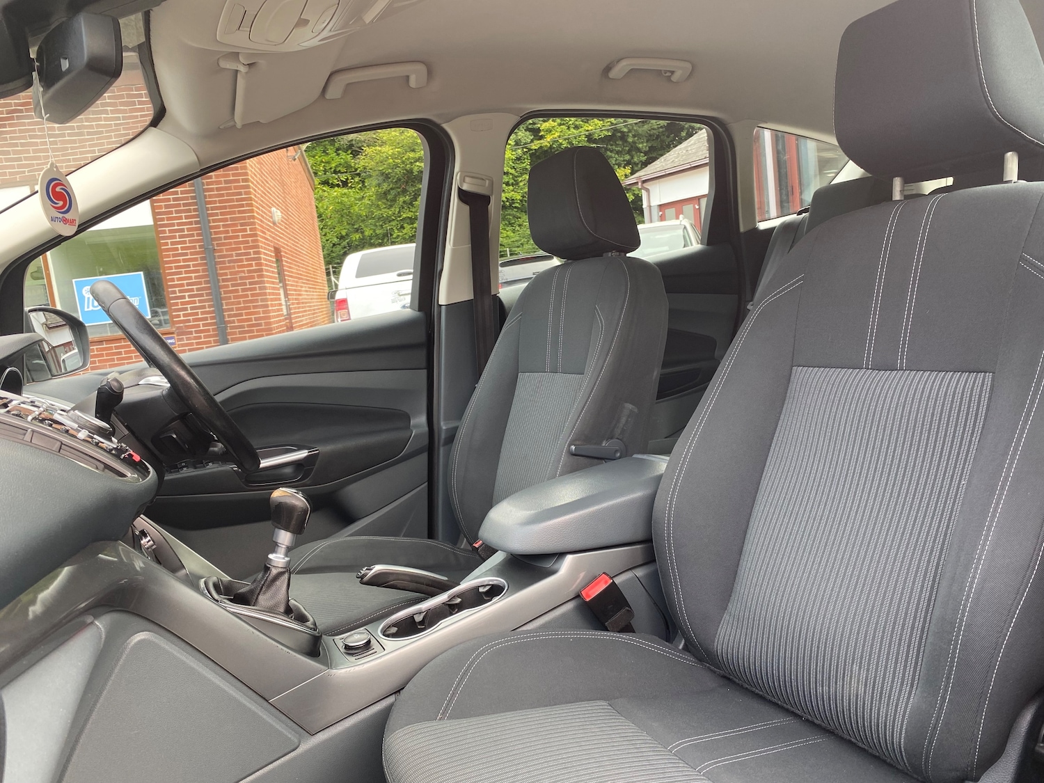 Used Ford C-Max 2014 for sale - 75987233: Photo 22