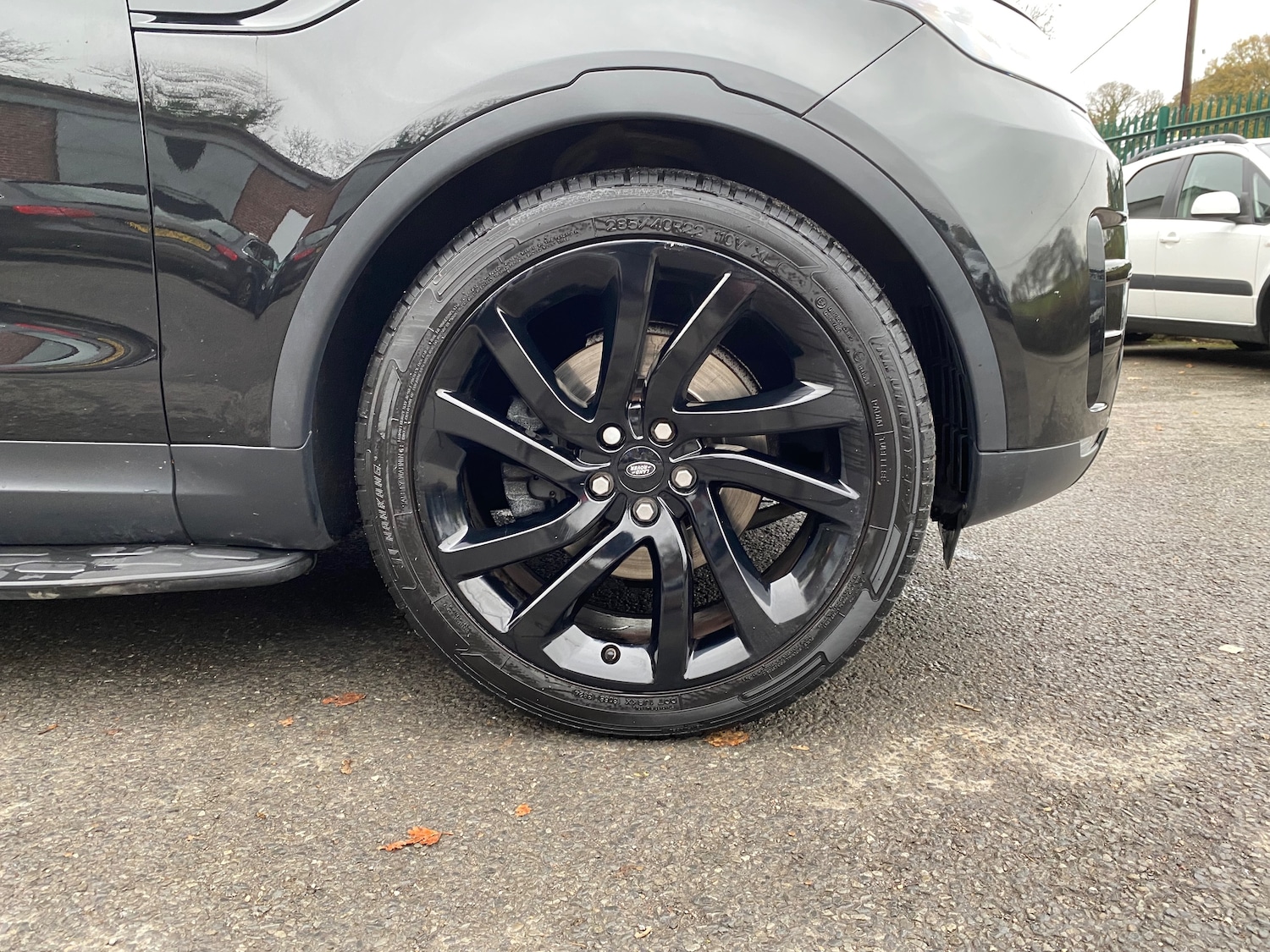 Used Land Rover Discovery 2017 for sale - 76706728: Photo 16