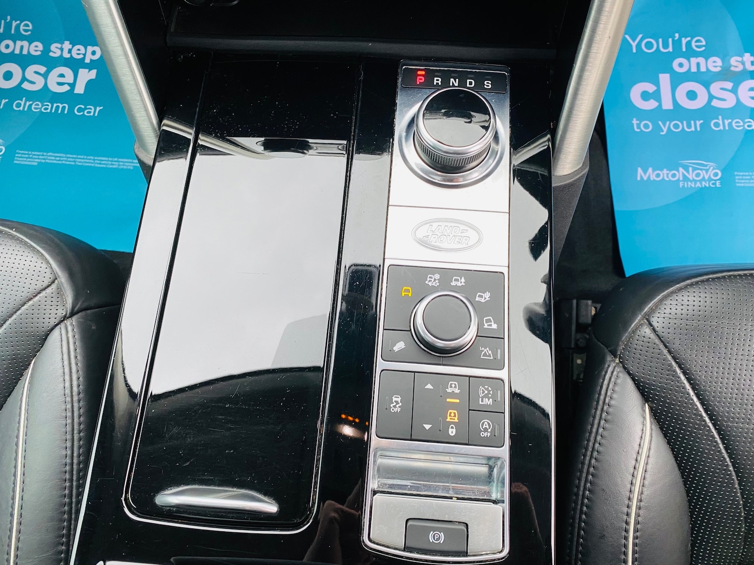 Used Land Rover Discovery 2017 for sale - 76706728: Photo 24