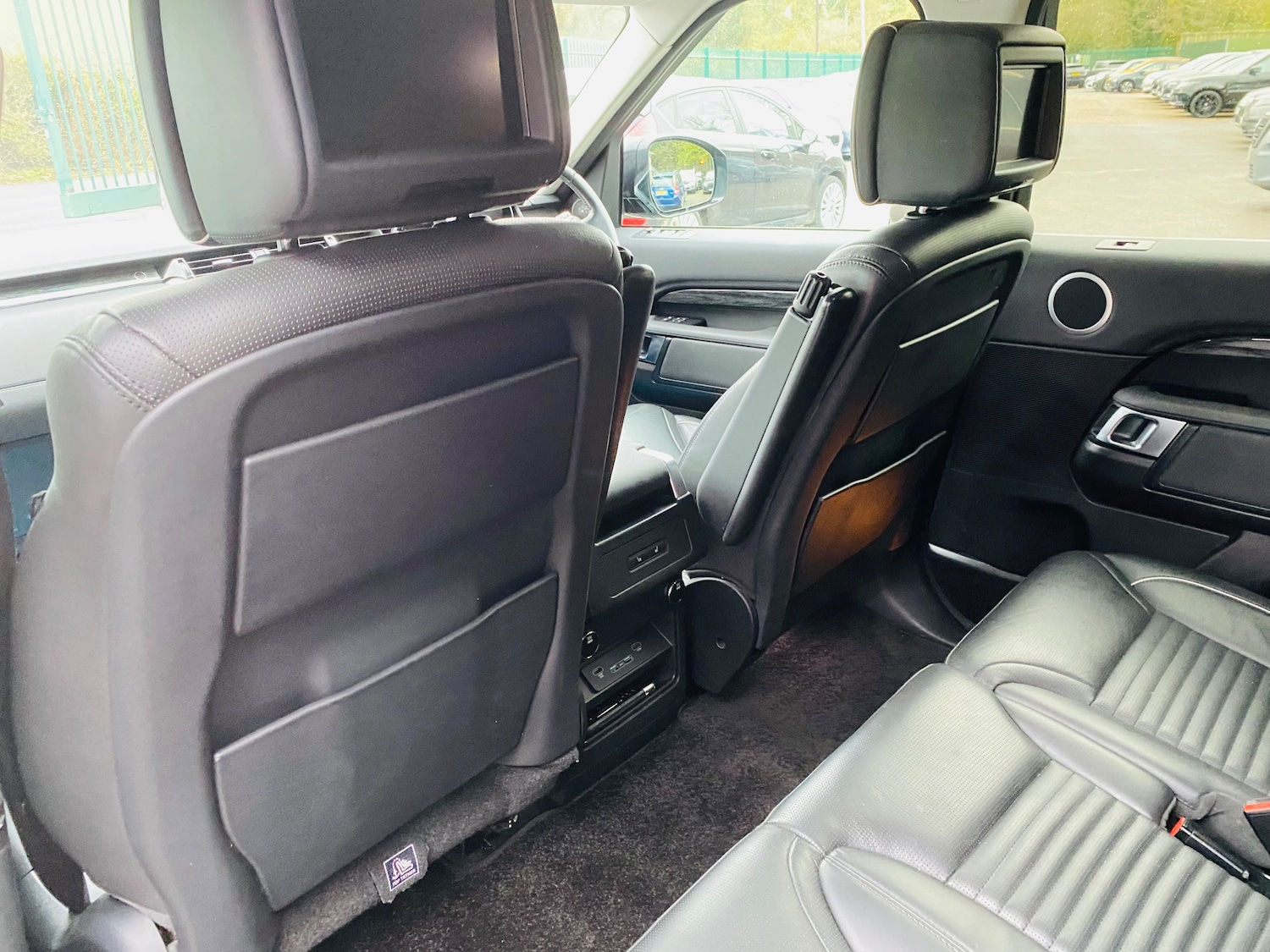 Used Land Rover Discovery 2017 for sale - 76706728: Photo 33