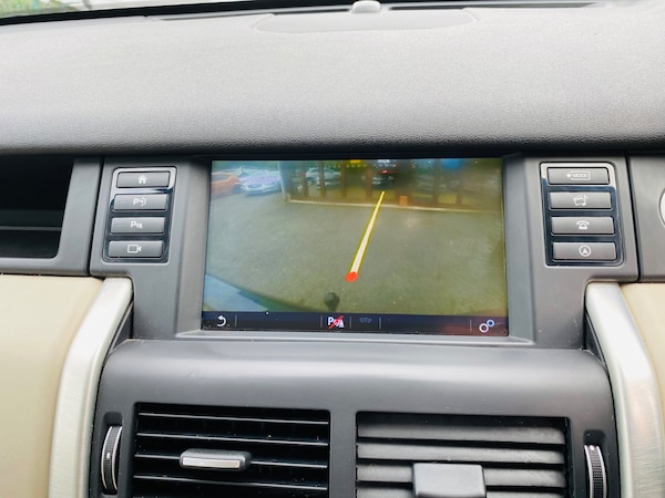 Used Land Rover Discovery Sport 2015 for sale - 76287961: Photo 21