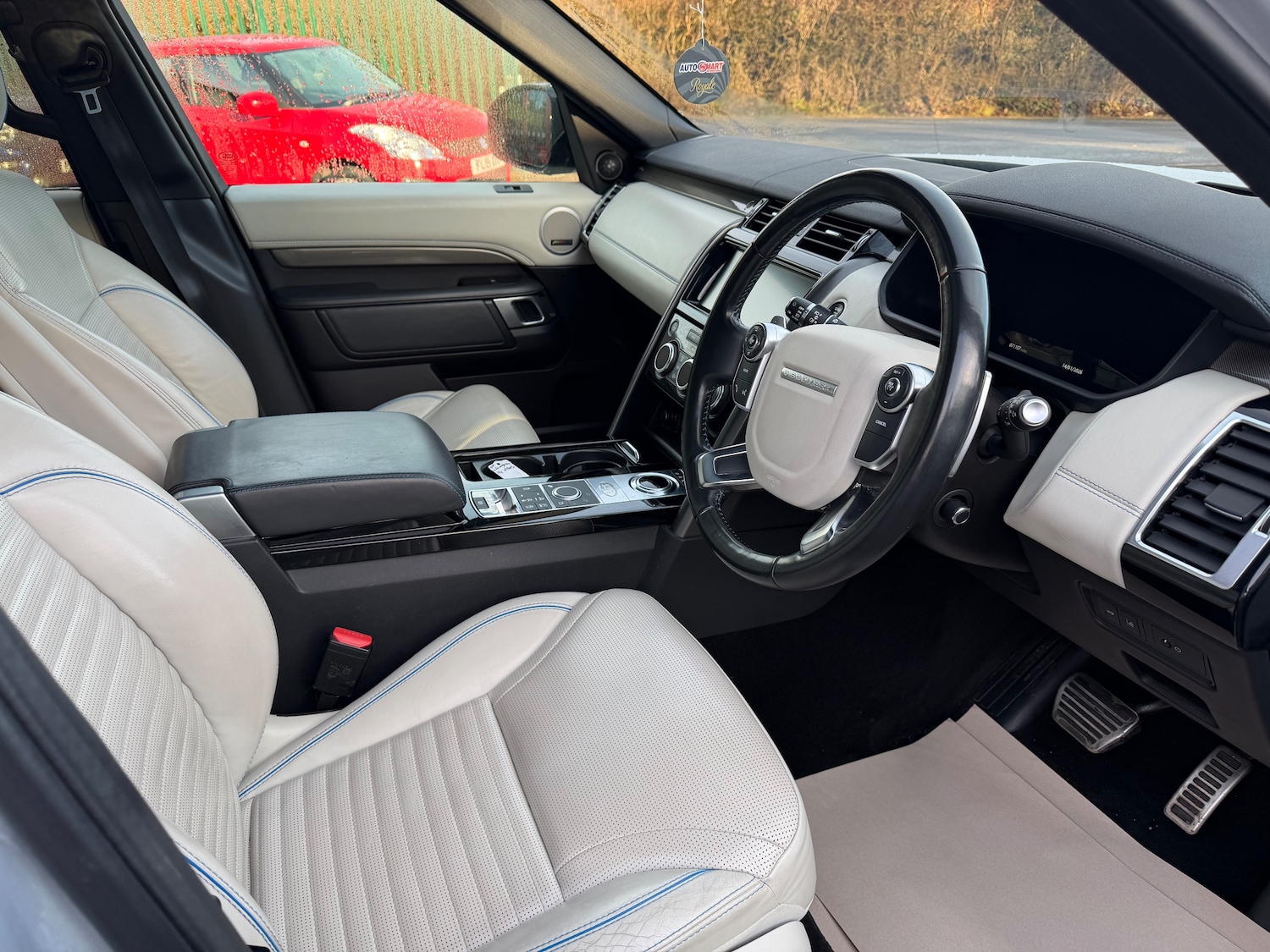 Used Land Rover Discovery 2018 for sale - 77139276: Photo 14