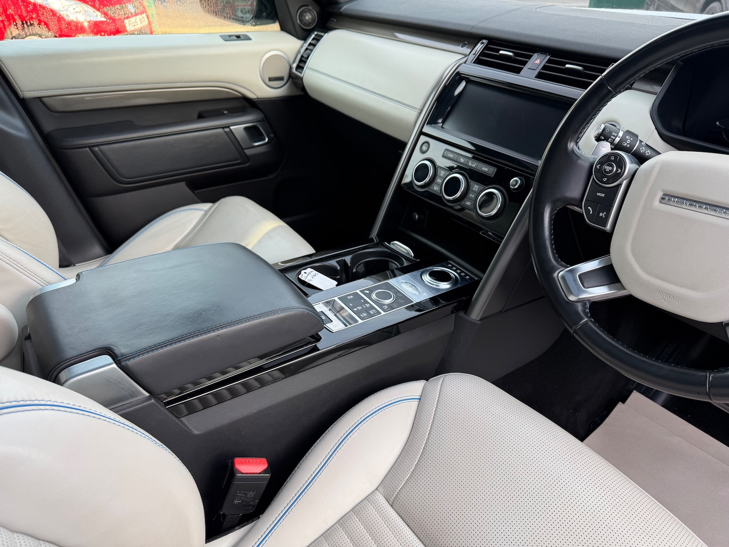 Used Land Rover Discovery 2018 for sale - 77139276: Photo 15