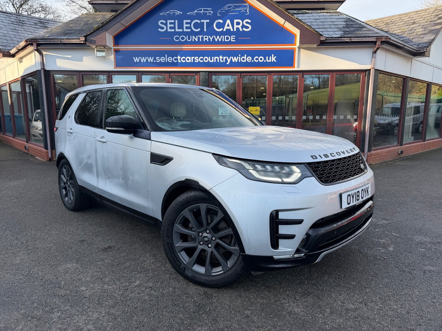 Used Land Rover Discovery 2018 for sale - 77139276: Photo 2