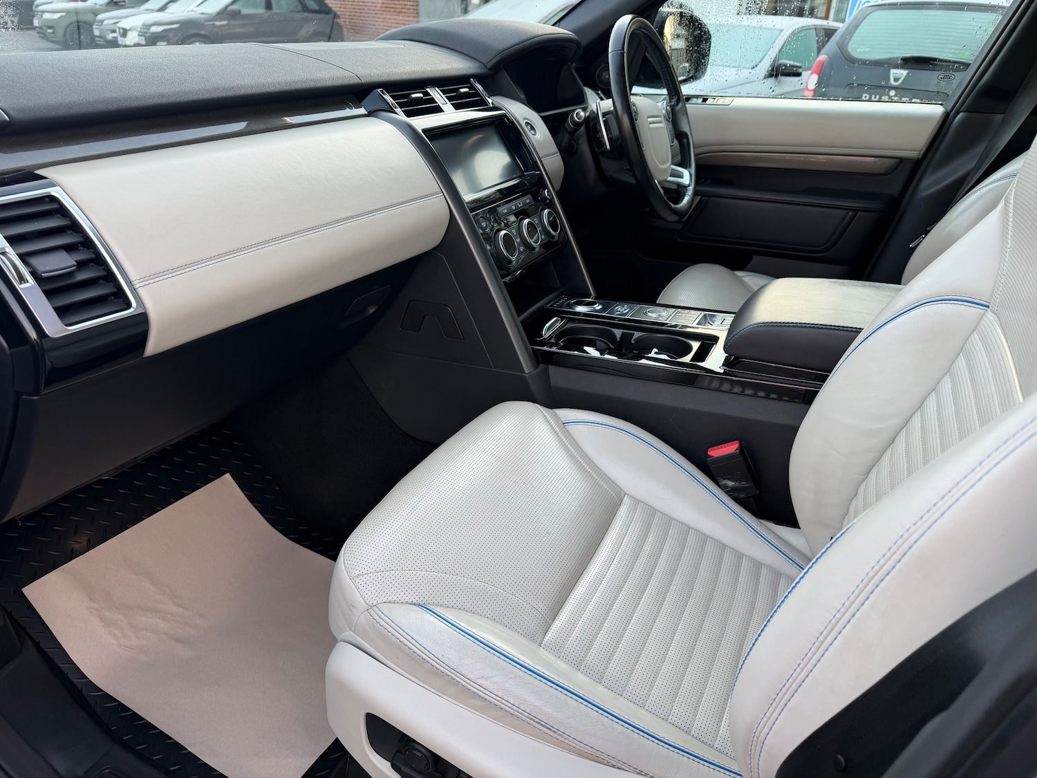 Used Land Rover Discovery 2018 for sale - 77139276: Photo 40