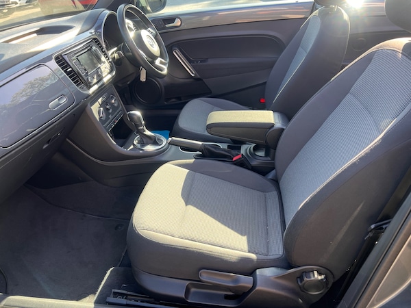 Used Volkswagen Beetle 2014 for sale - 76114879: Photo 24