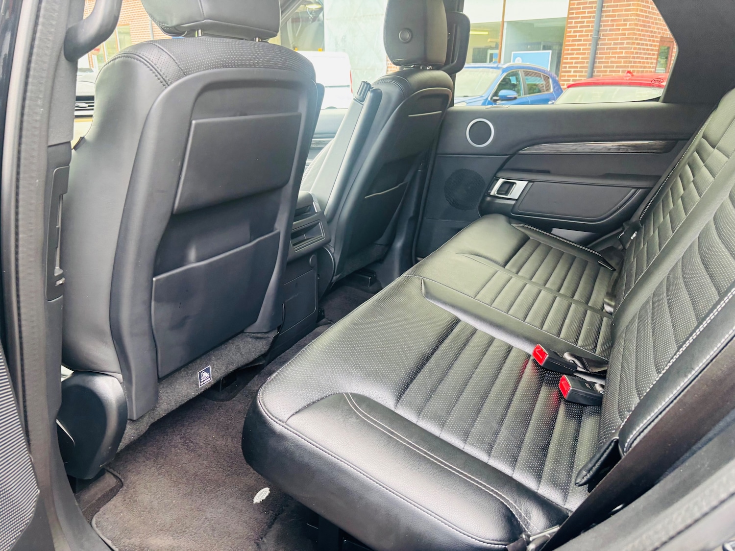 Used Land Rover Discovery 2020 for sale - 75937906: Photo 28