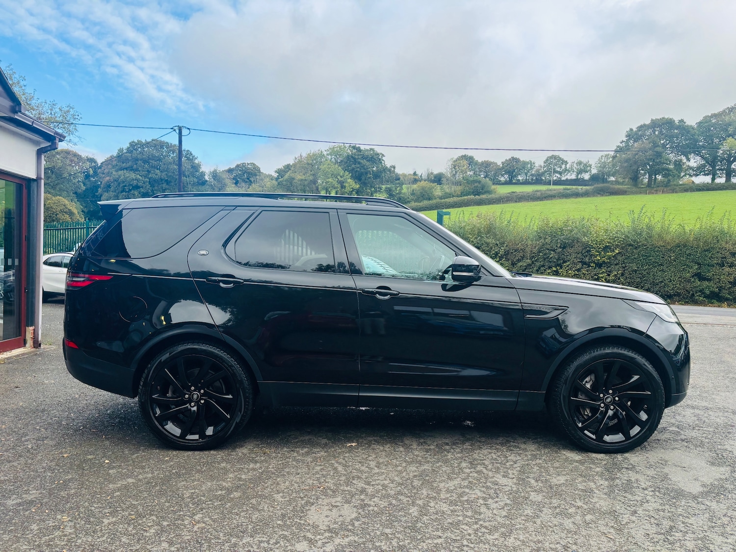 Used Land Rover Discovery 2020 for sale - 75937906: Photo 9