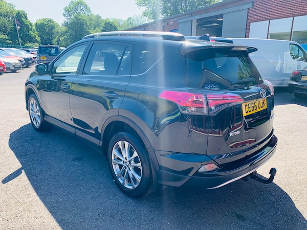 Used Toyota RAV4 2016 for sale - 75145629: Photo 10