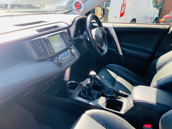 Used Toyota RAV4 2016 for sale - 75145629: Photo 6