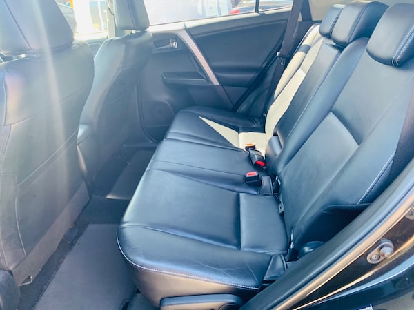 Used Toyota RAV4 2016 for sale - 75145629: Photo 8