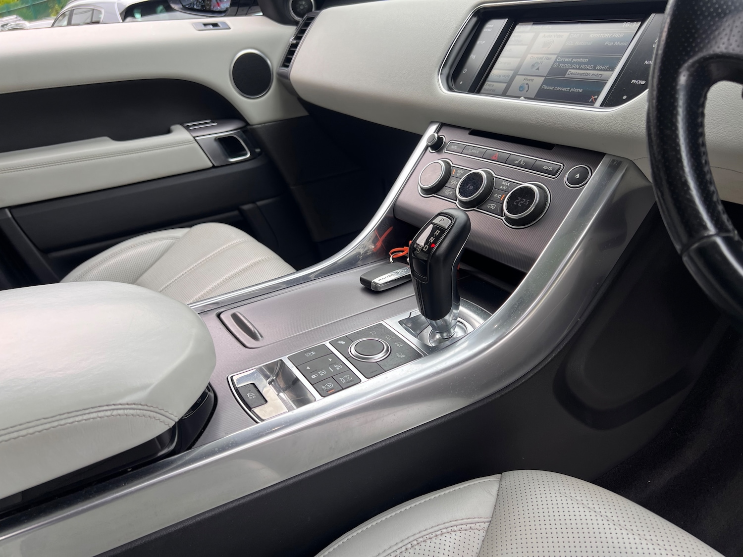 Used Land Rover Range Rover Sport 2014 for sale - 76174147: Photo 13