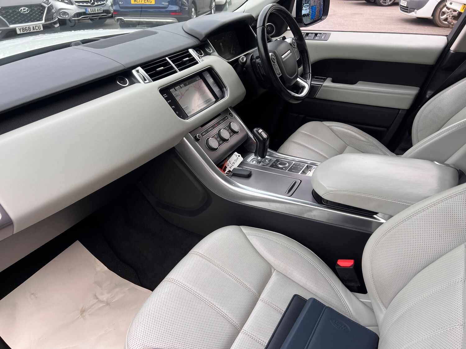 Used Land Rover Range Rover Sport 2014 for sale - 76174147: Photo 14