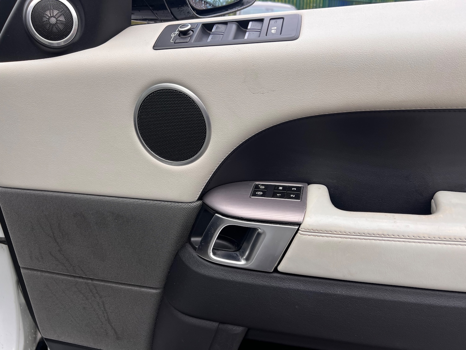 Used Land Rover Range Rover Sport 2014 for sale - 76174147: Photo 17