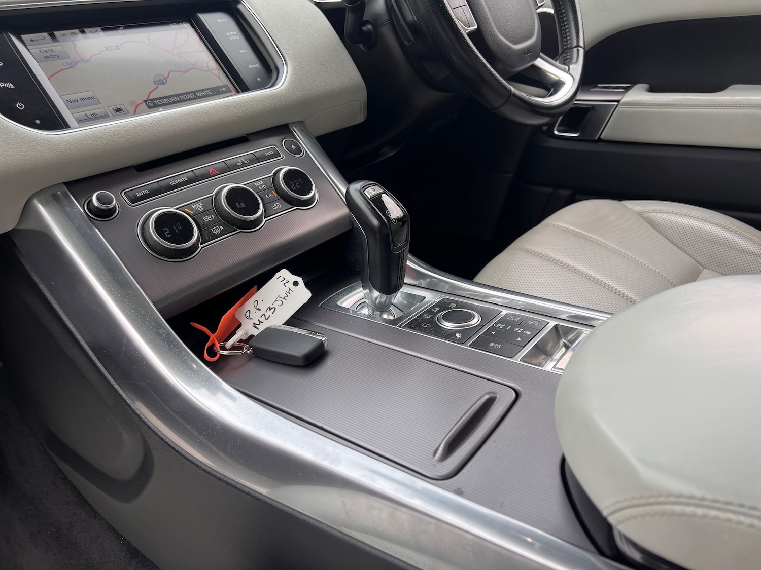 Used Land Rover Range Rover Sport 2014 for sale - 76174147: Photo 19