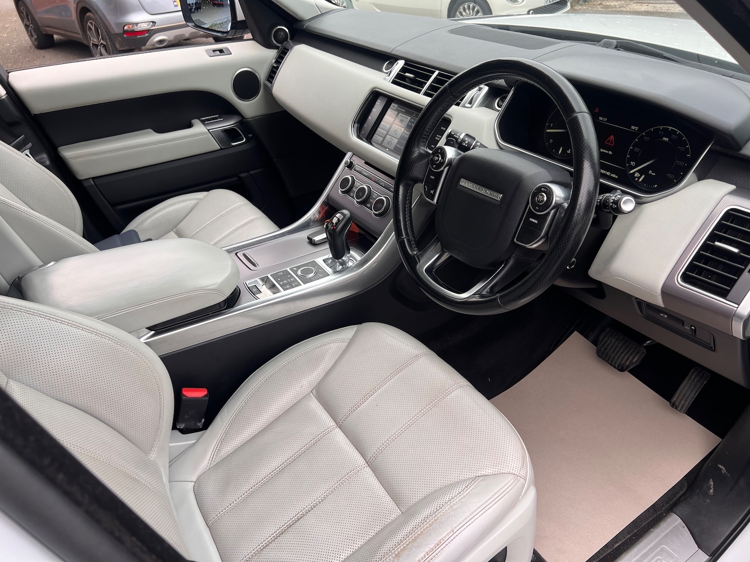 Used Land Rover Range Rover Sport 2014 for sale - 76174147: Photo 9