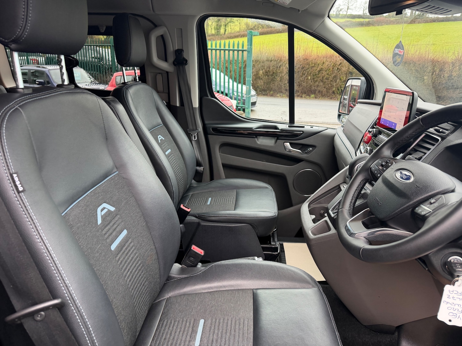 Used Ford Tourneo Custom 2023 for sale - 77187655: Photo 13