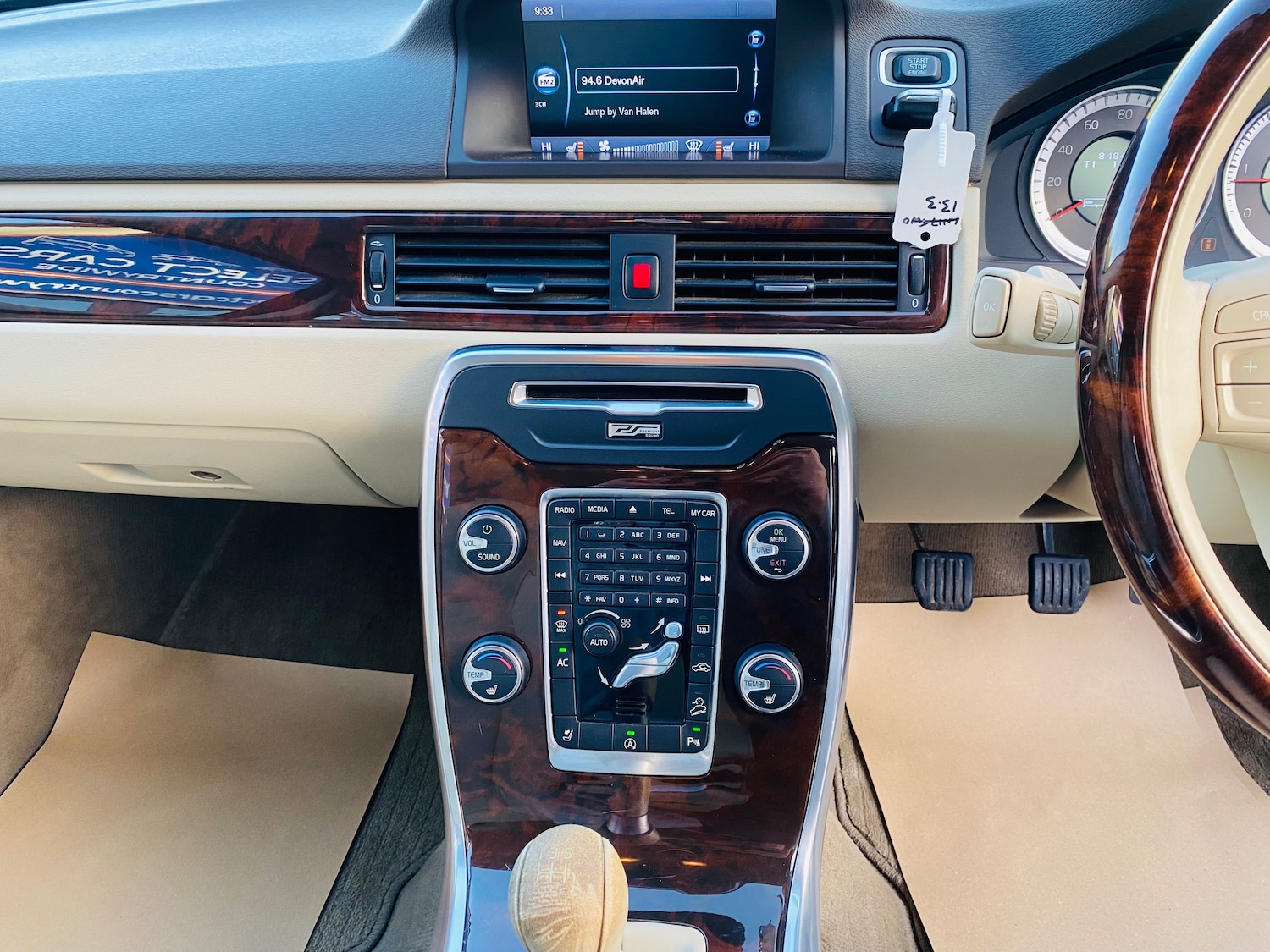 Used Volvo XC70 2012 for sale - 76892350: Photo 19