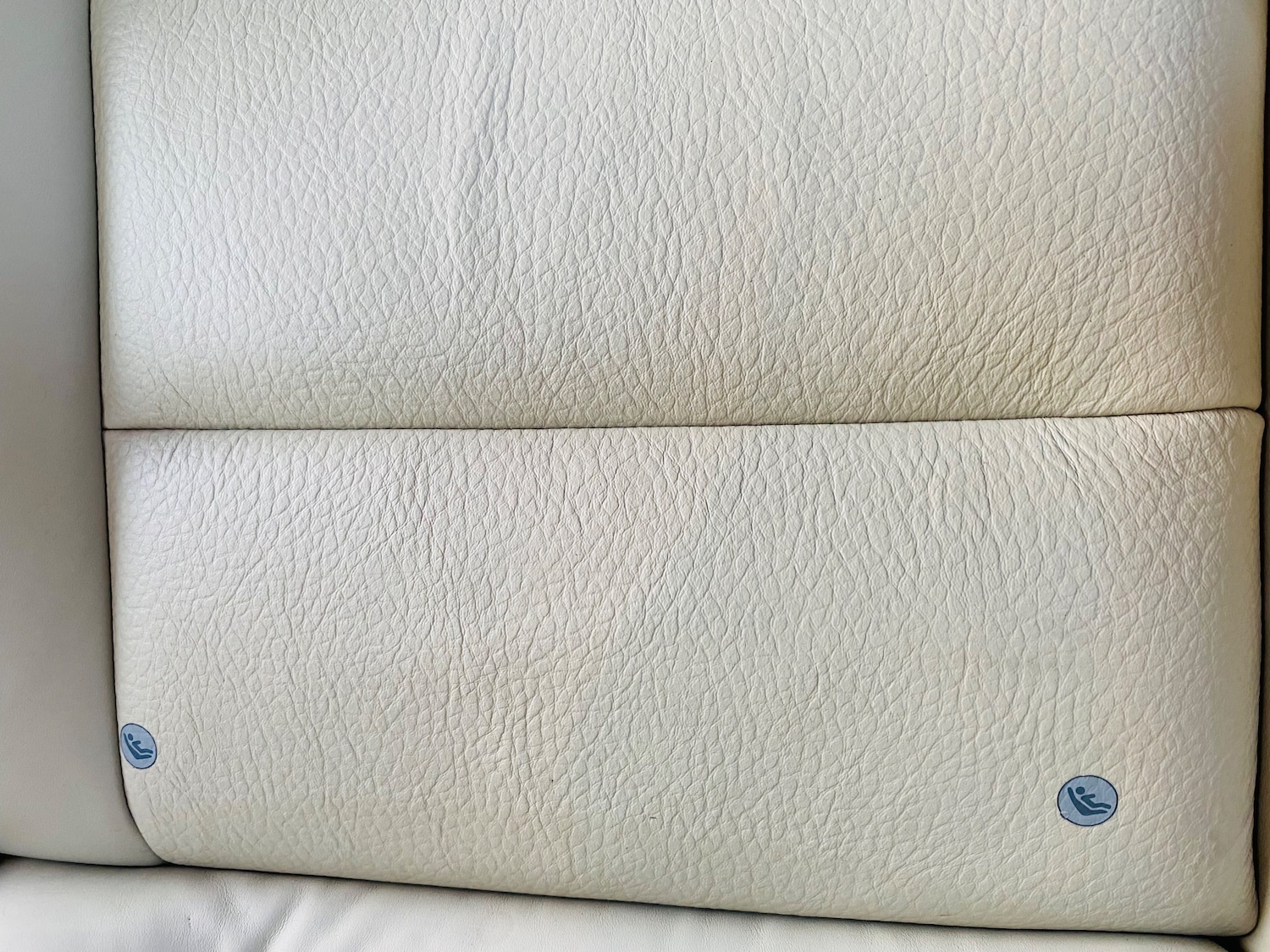 Used Volvo XC70 2012 for sale - 76892350: Photo 32