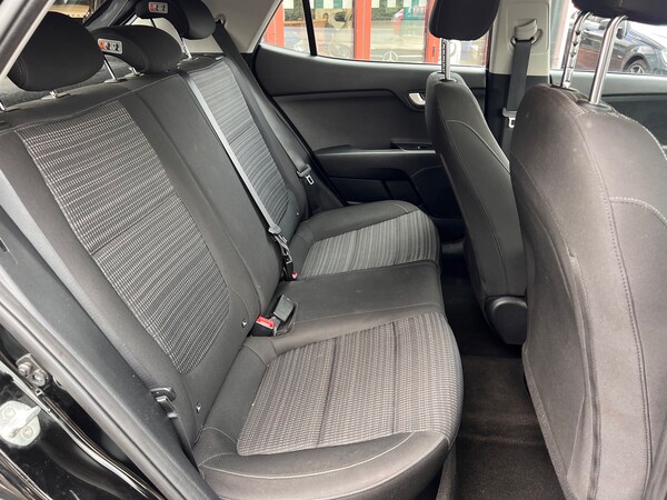 Used Kia Stonic 2018 for sale - 75995634: Photo 25