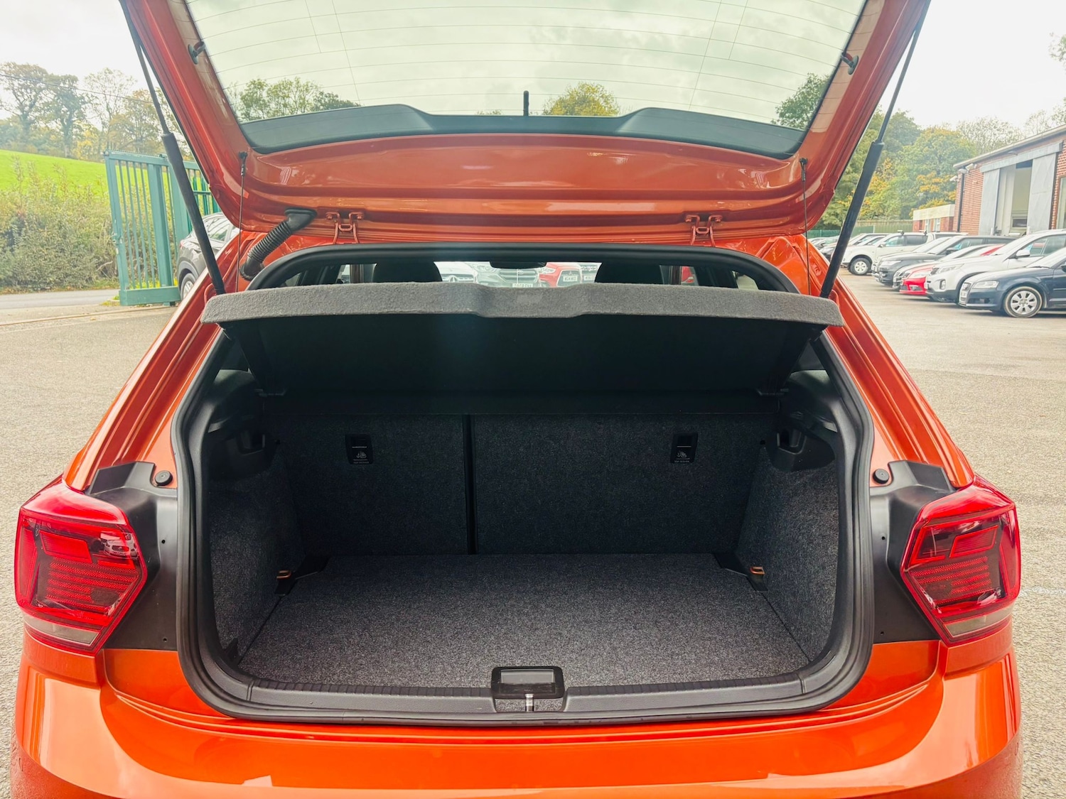 Used Volkswagen Polo 2019 for sale - 76273661: Photo 8