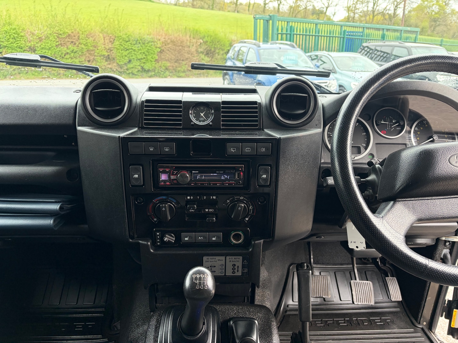 Used Land Rover Defender 90 2012 for sale - 78111681: Photo 15