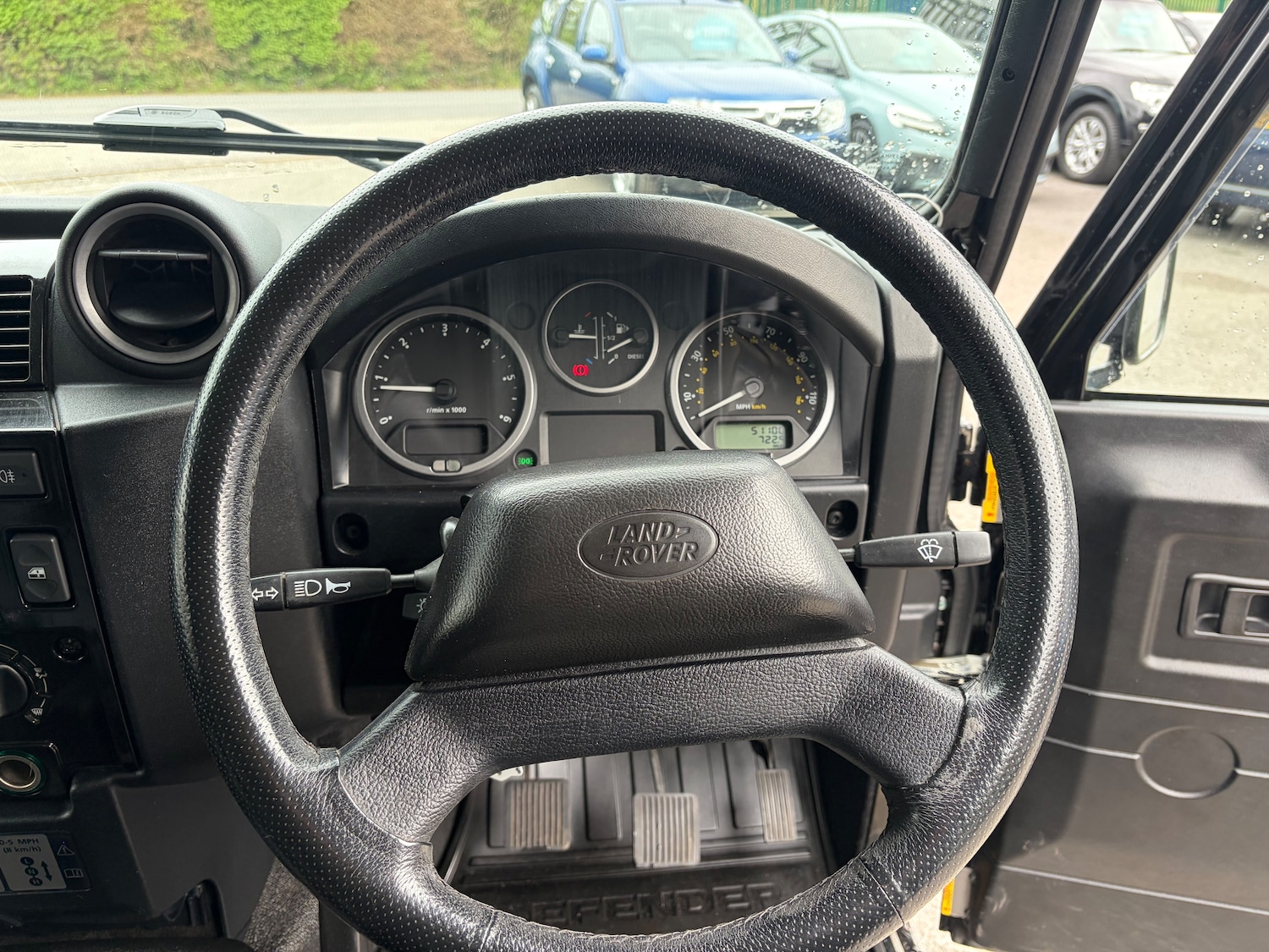 Used Land Rover Defender 90 2012 for sale - 78111681: Photo 16