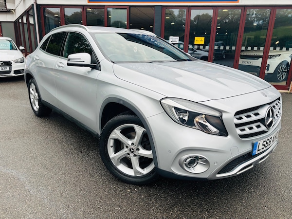 Used Mercedes-Benz GLA 2018 for sale - 75632524: Photo 2