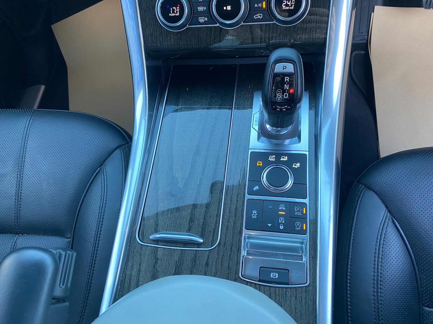 Used Land Rover Range Rover Sport 2015 for sale - 76863077: Photo 23