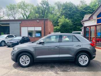 Used Volkswagen T-Roc 2021 for sale - 74865228: Photo