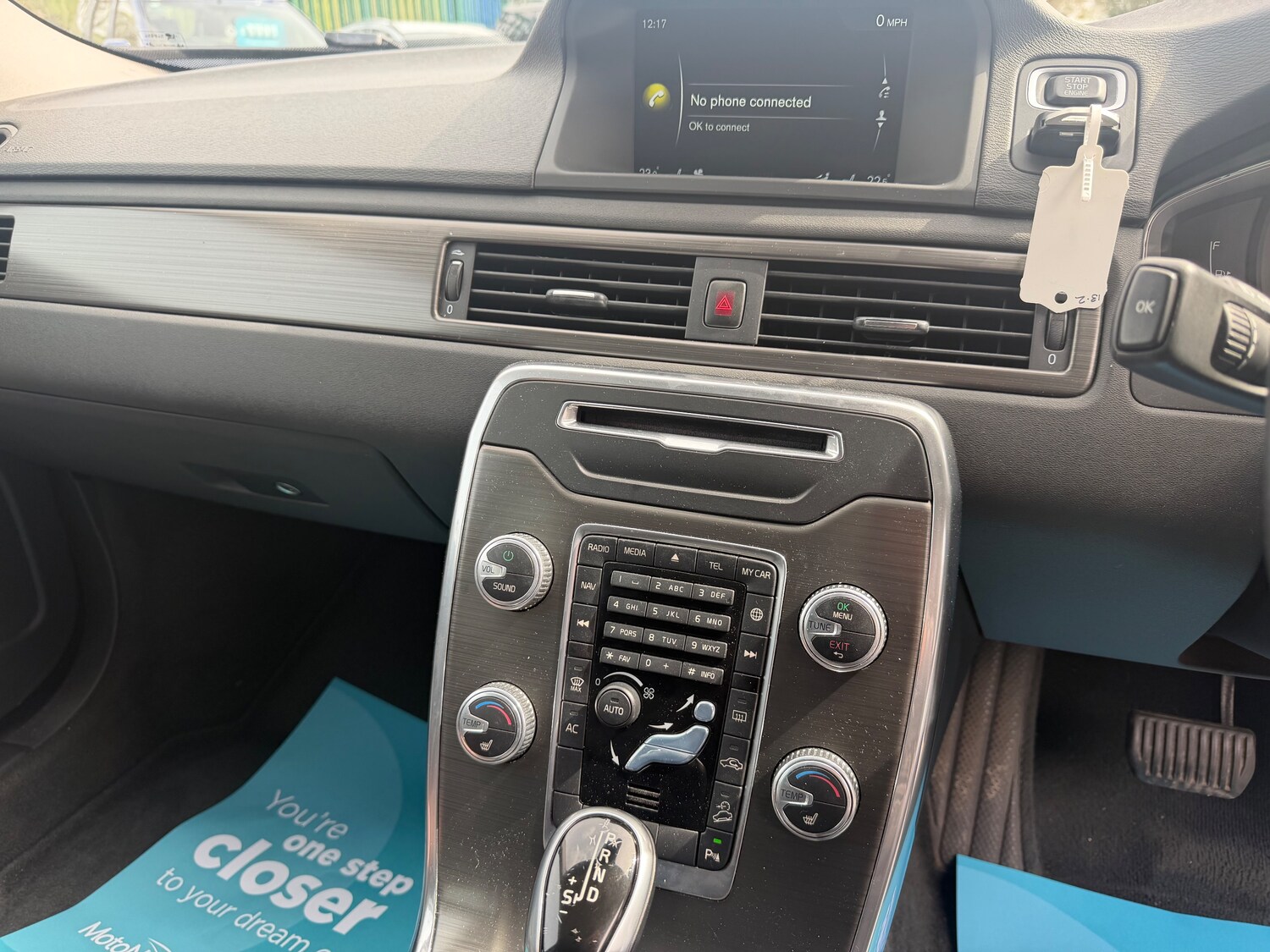 Used Volvo XC70 2015 for sale - 78197224: Photo 16